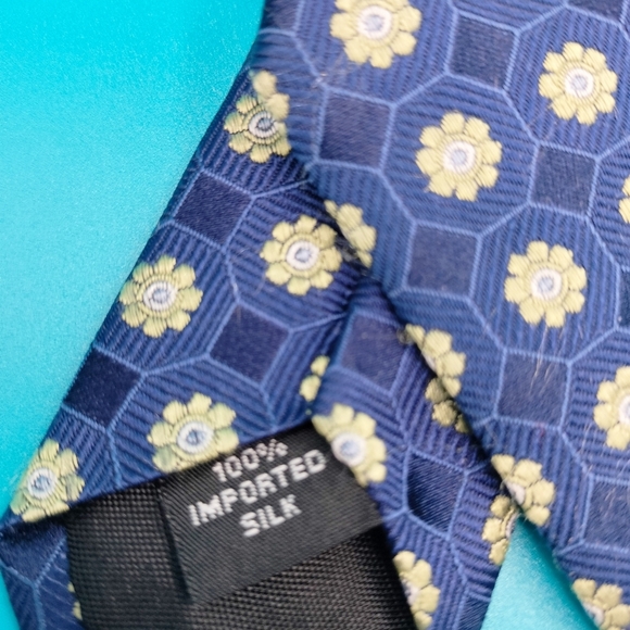 JOSEPH ABBOUD Necktie Tie Imported Silk Blue Yellow Flowers and Squares Designer - Picture 2 of 9